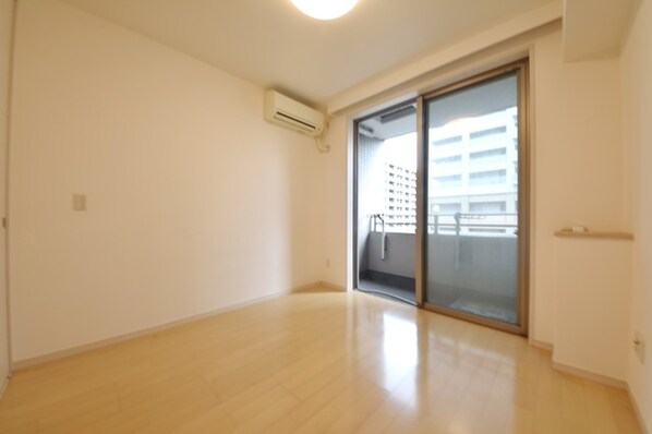 カスタリア新富町IVの物件内観写真